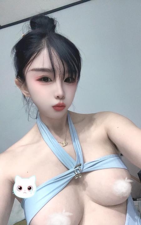 园区粉嫩小鲍鱼