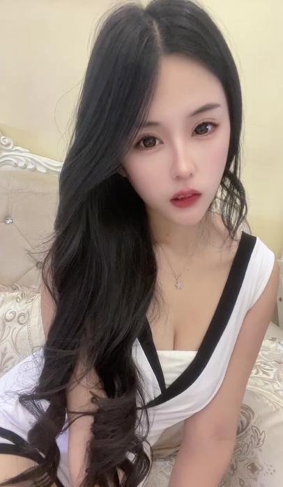 黑丝大长腿楠楠