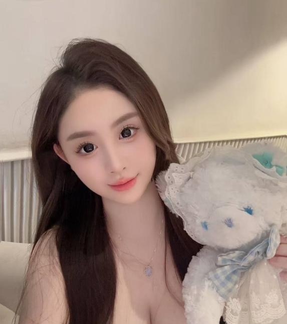 性感丰腴御姐