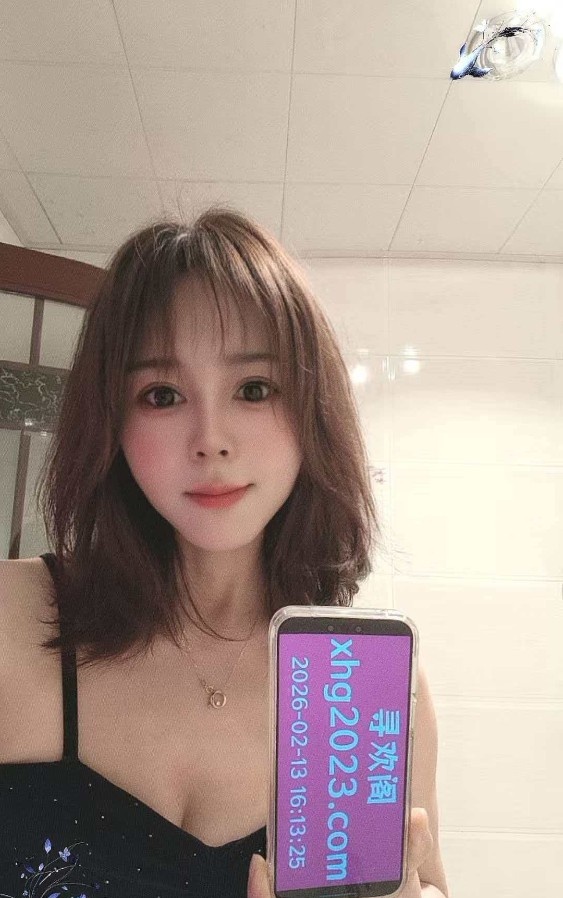 情人节无敌蜜桃臀骚女