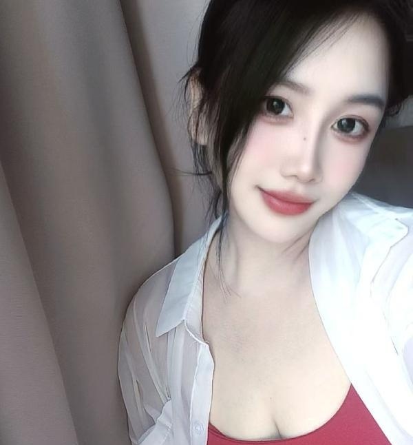 成华区会三通的小姐姐