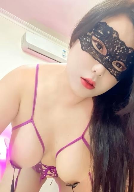 爆乳G奶胖妞雯雯