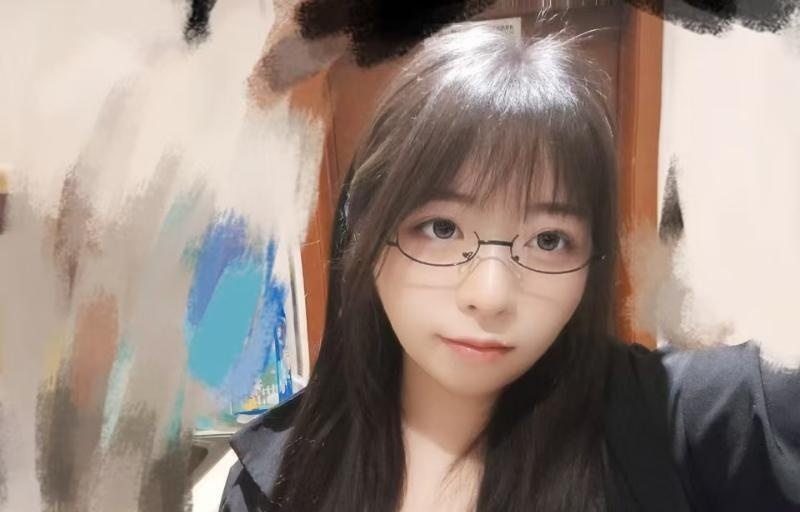 可乐二次元小姐姐