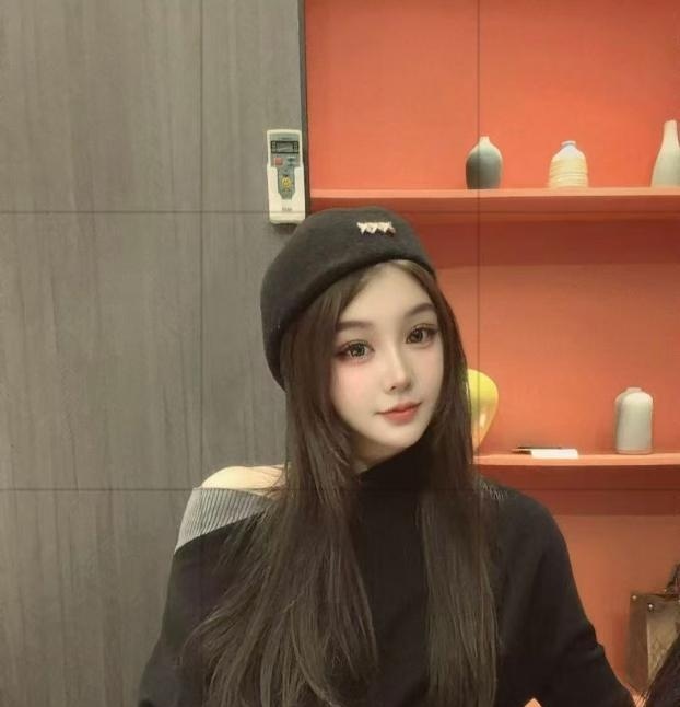 性感美女春节不打烊