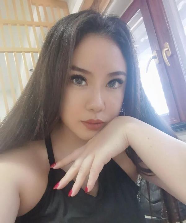 菊乐路莹莹