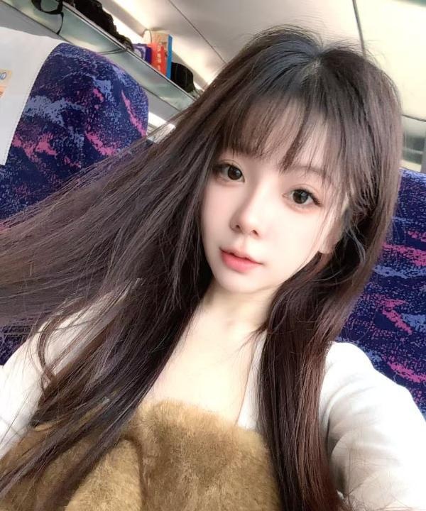 蜀山甜美小姐姐