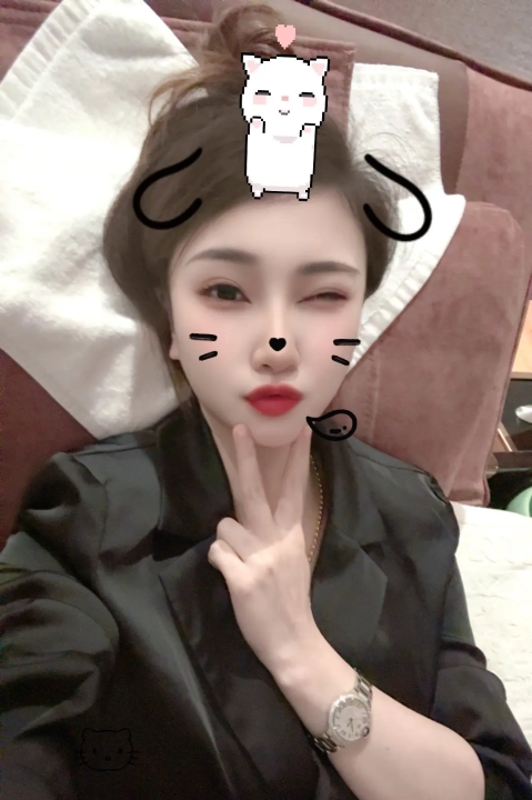 南山清纯小美女