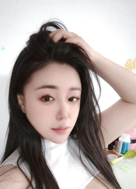 龙华大胸老师过年在