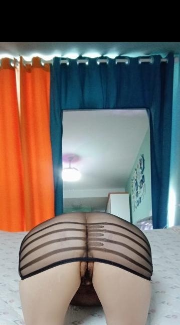 肥逼骚淫妻小辣椒