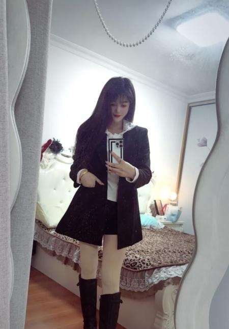 丰满邻家少妇