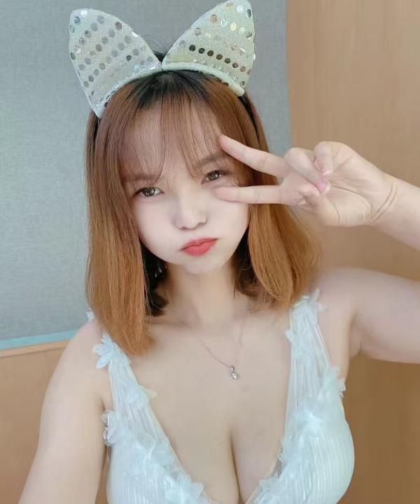 性价比大胸莞式服务