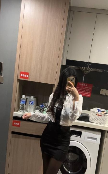 闵行黑丝甜妹小涵