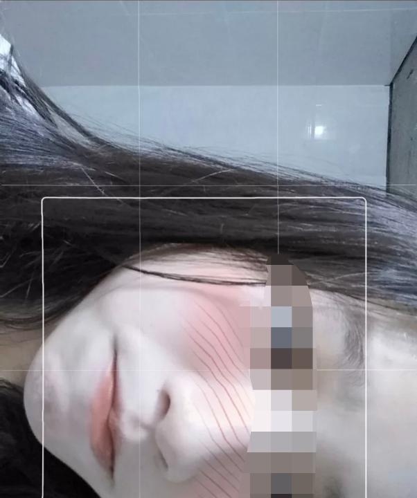 年轻会玩小姐姐