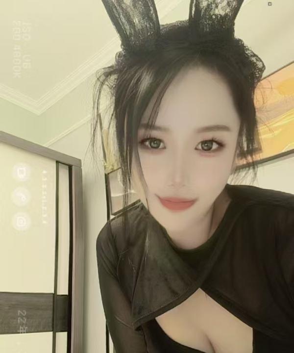 成都成华小妖精