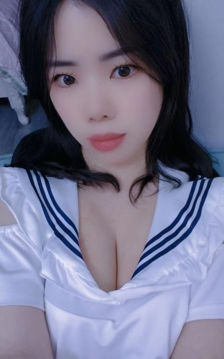 月亮岛悦悦