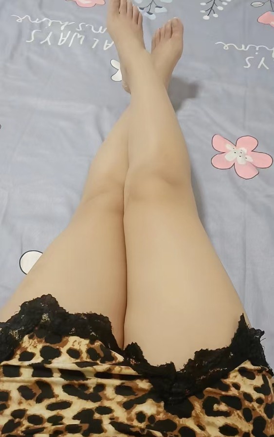 口爆复工甜甜妹
