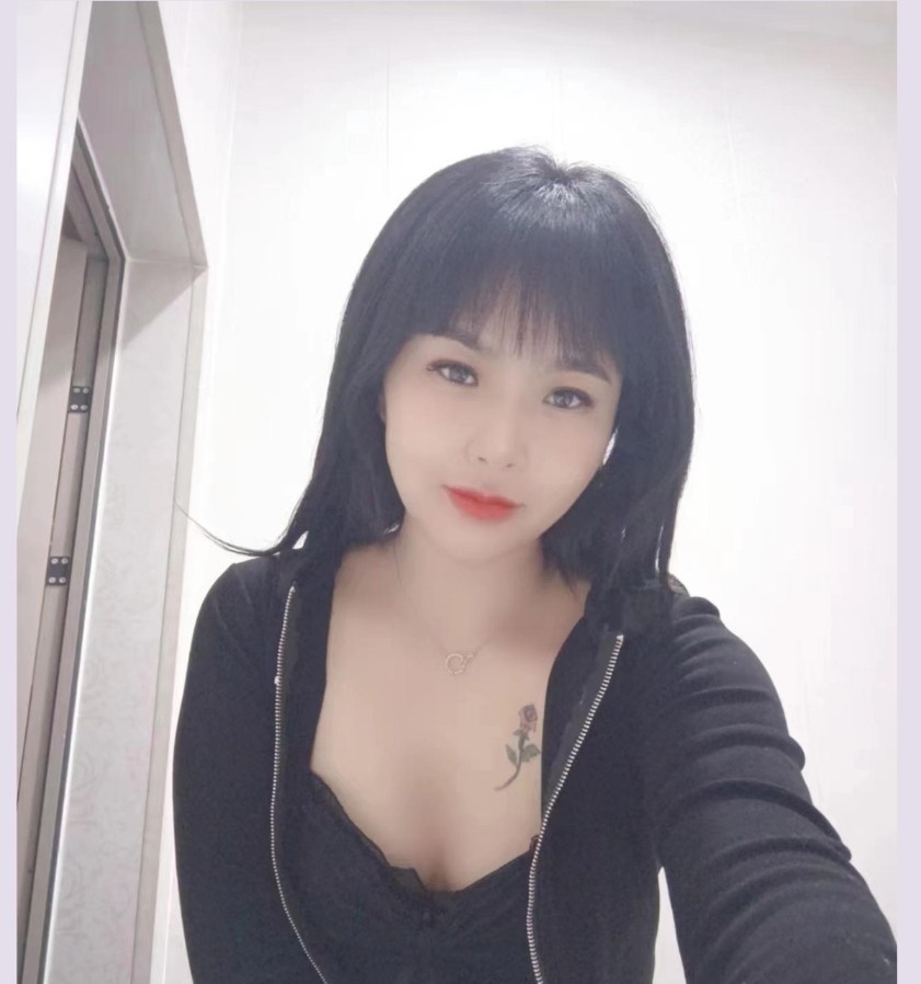 口爆复工甜甜妹