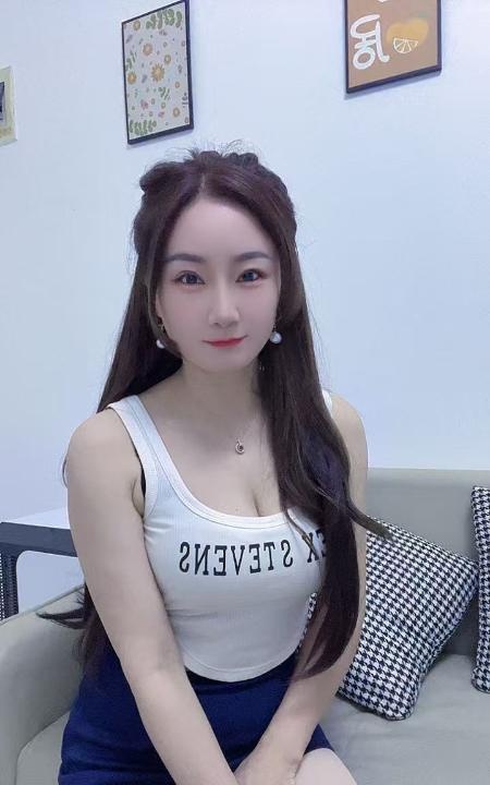 舌吻性感骚月儿