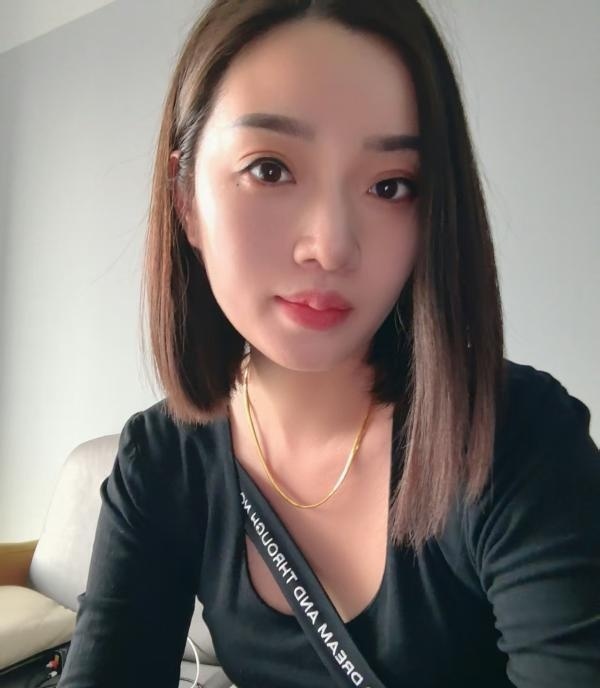 哈尔滨美艳女