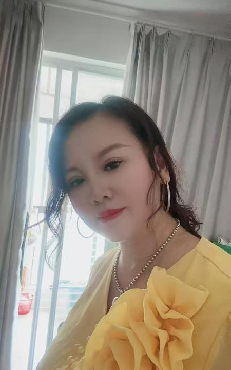 新吴少妇小晓