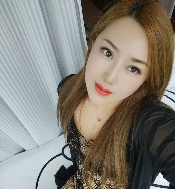 包河黑丝皇后