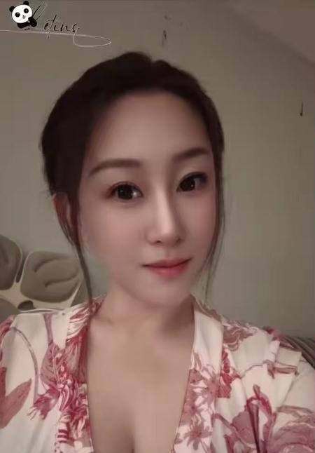 拉丝水床琪琪