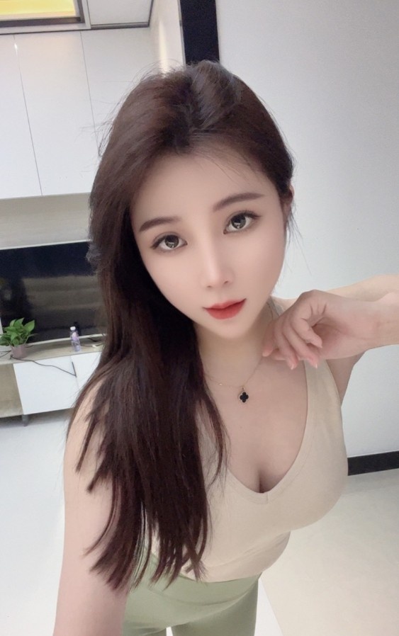 武昌瑜伽翘臀小姐姐