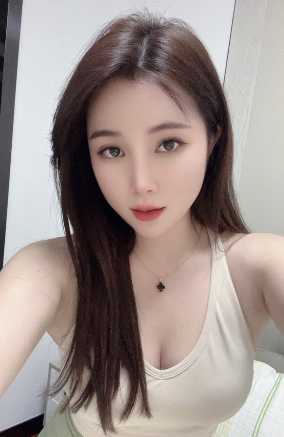 武昌瑜伽翘臀小姐姐