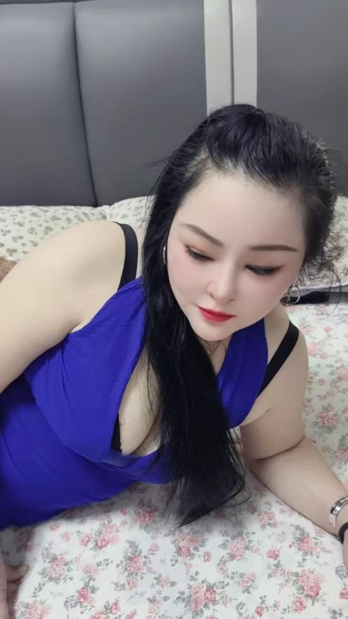 浦东大奶少妇月姐