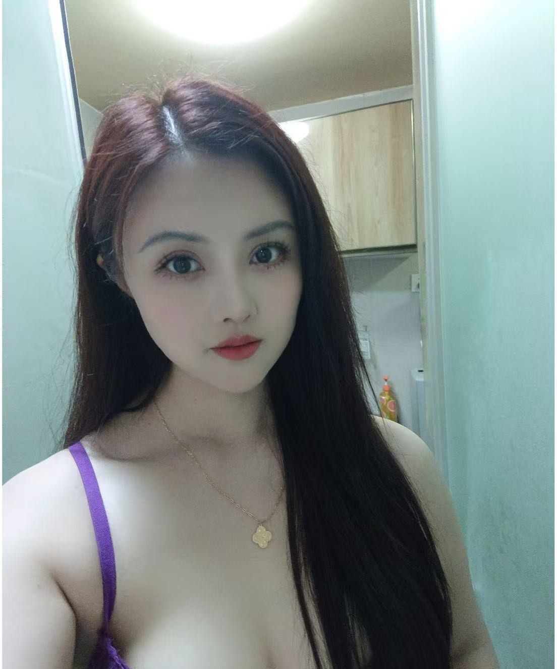 大胸女友李一桐
