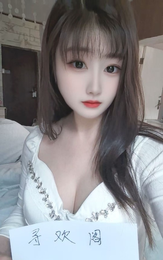胸大童颜欣欣