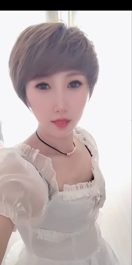 兼职短发姐姐