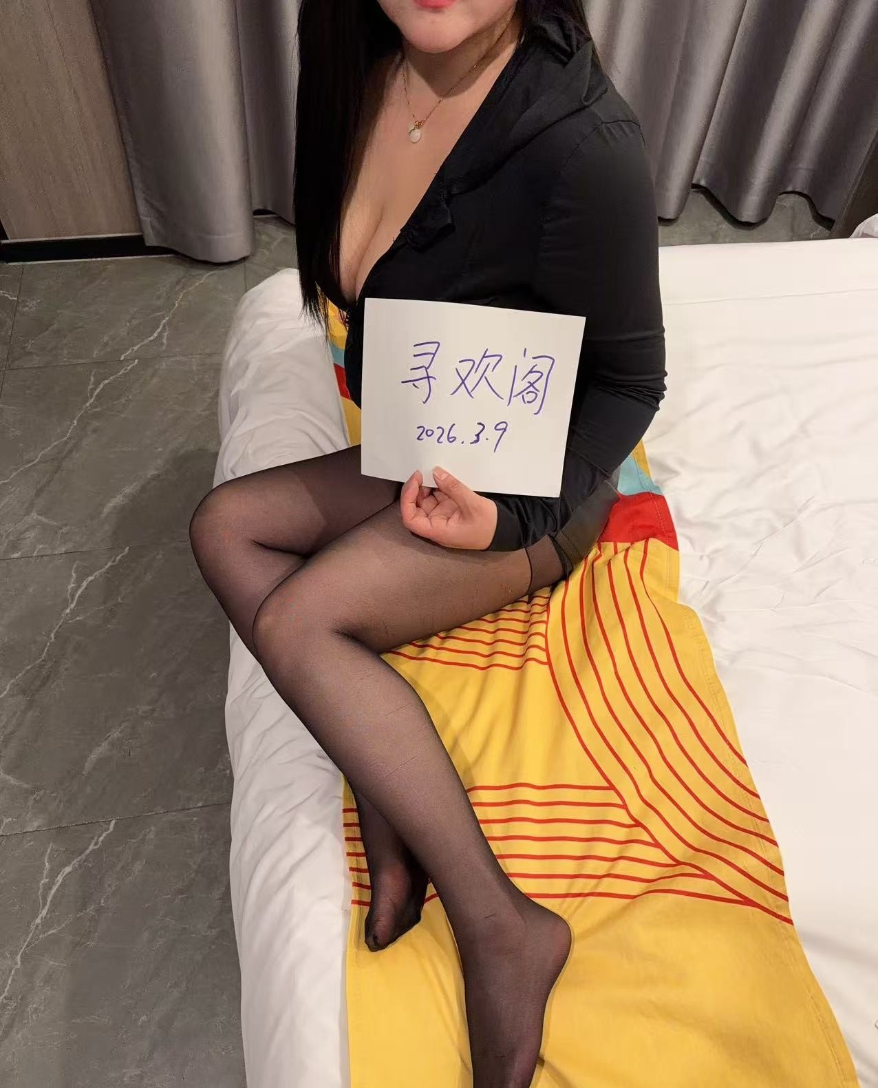 神似一位女优的丰满少妇