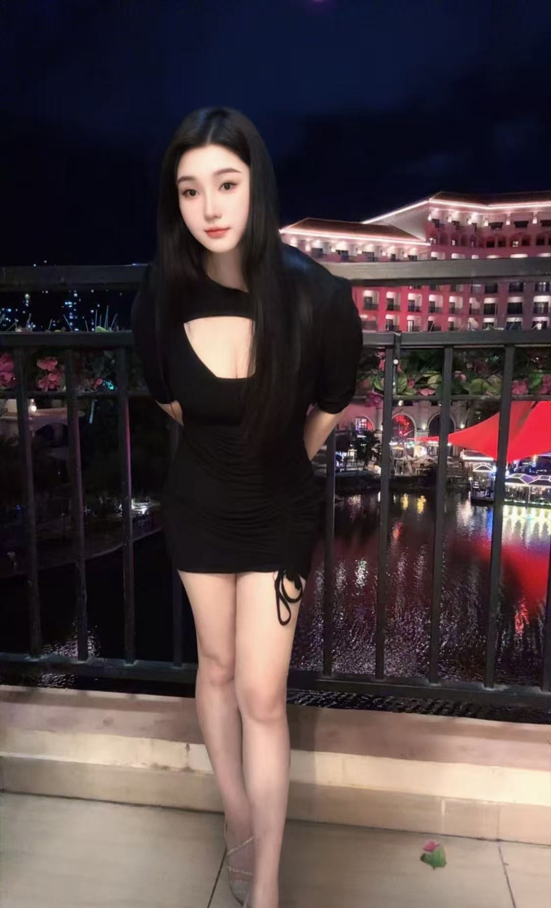 颜值女友西西