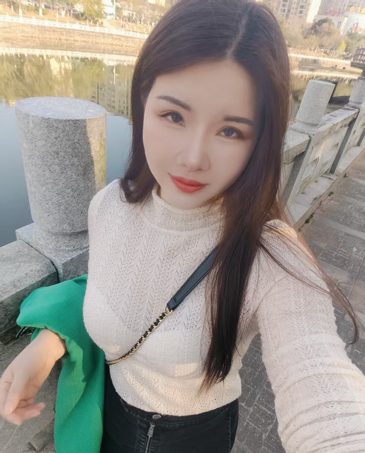 丰满微胖玥儿