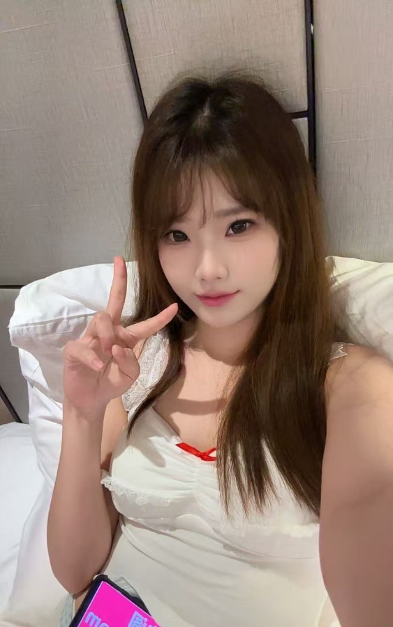 铁西女友系小姐姐