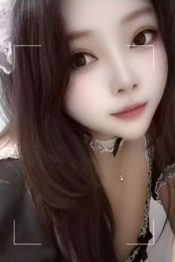 丰乳翘臀小姐姐