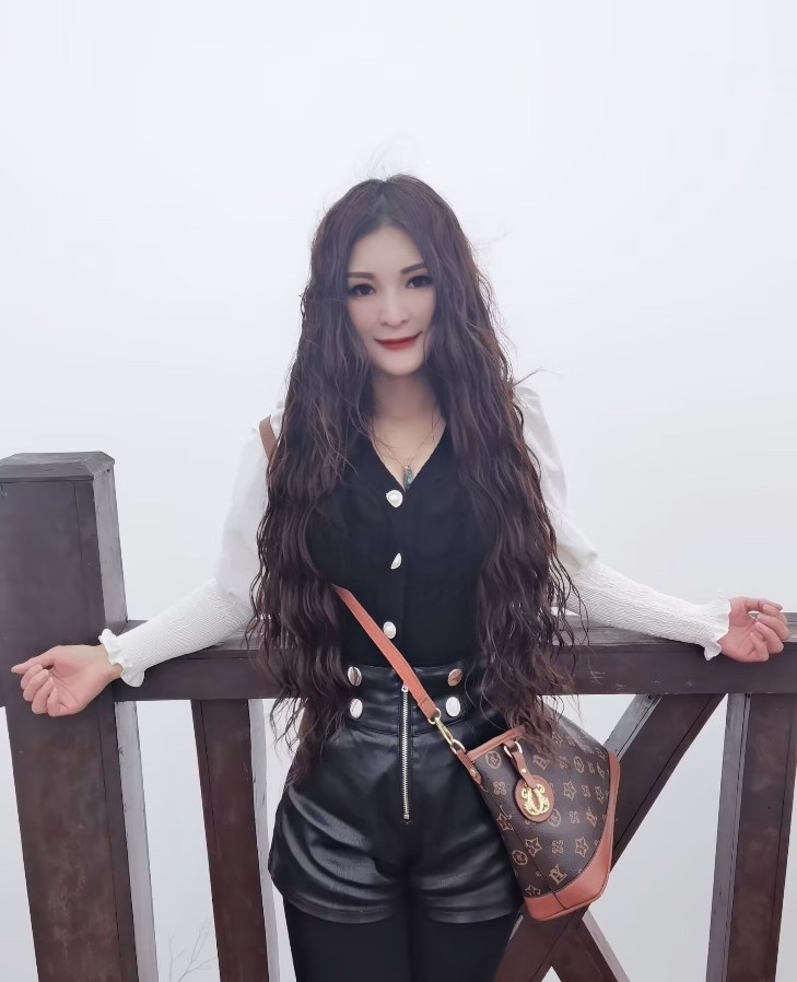 官渡少妇
