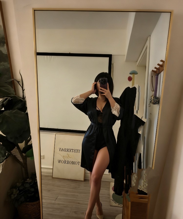 00后服务系女娃