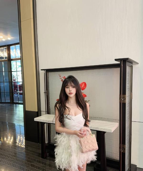 舌吻梦西老师