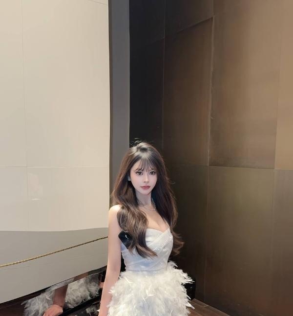 舌吻梦西老师