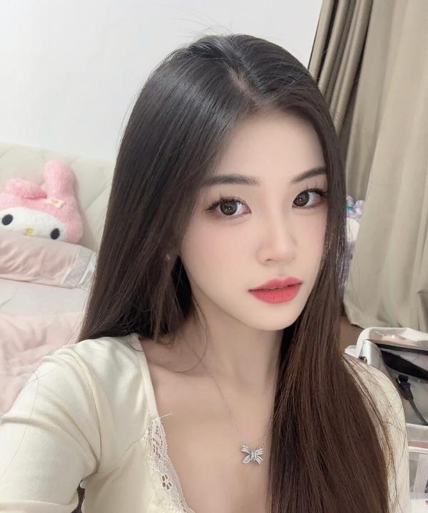 罗湖性感气质小云姐