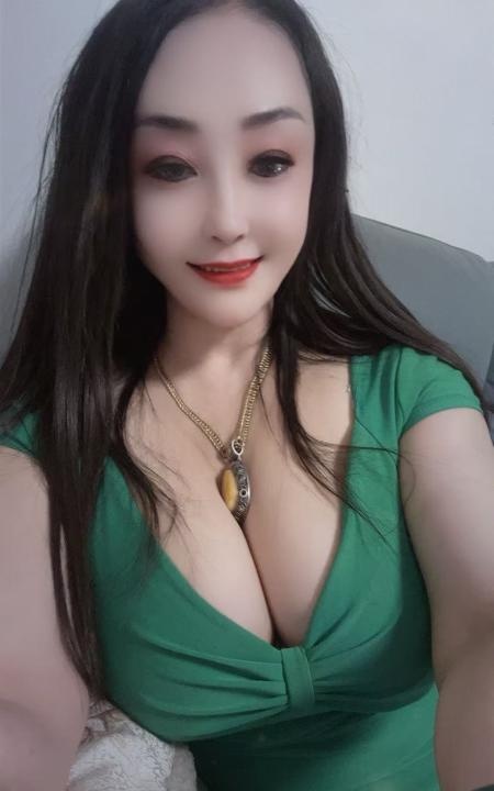 塘沽大胸美女大幂幂