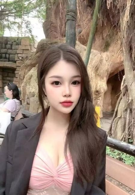 天河清纯女友感少女