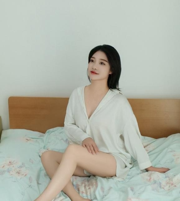 气质御姐宝妮