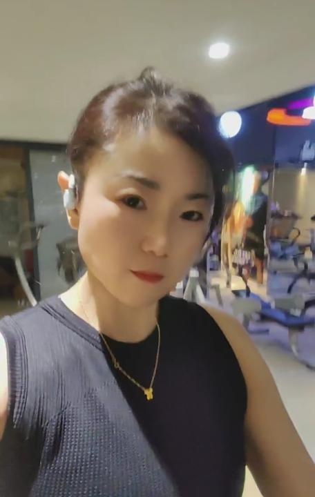 会所熟女自做服务好