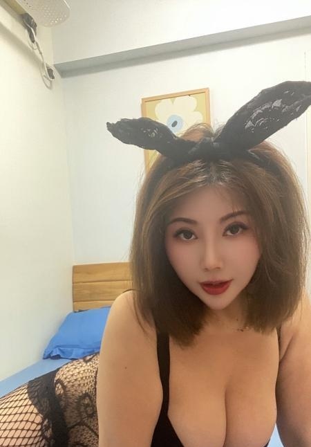 性价比爆乳少妇