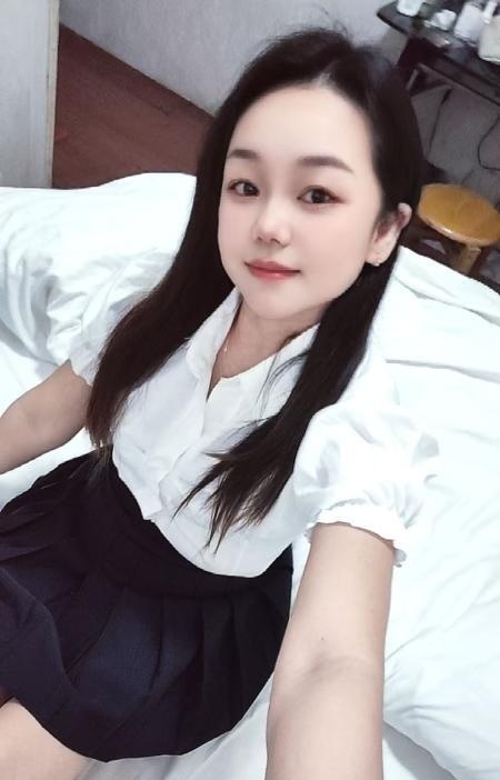 离异带娃少妇