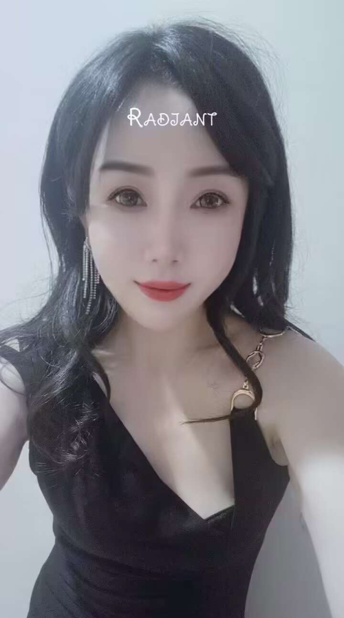 大胸小骚妇芯儿