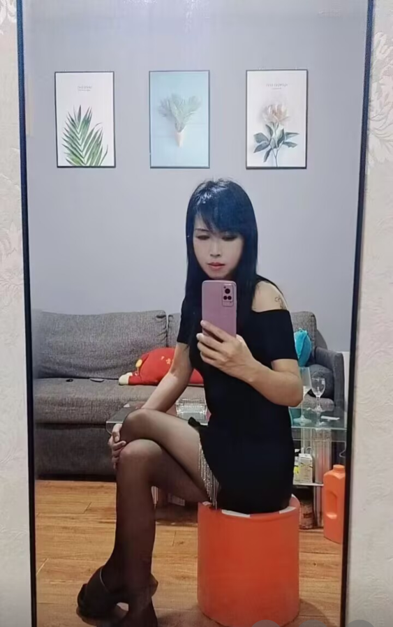 天桥个人小少妇